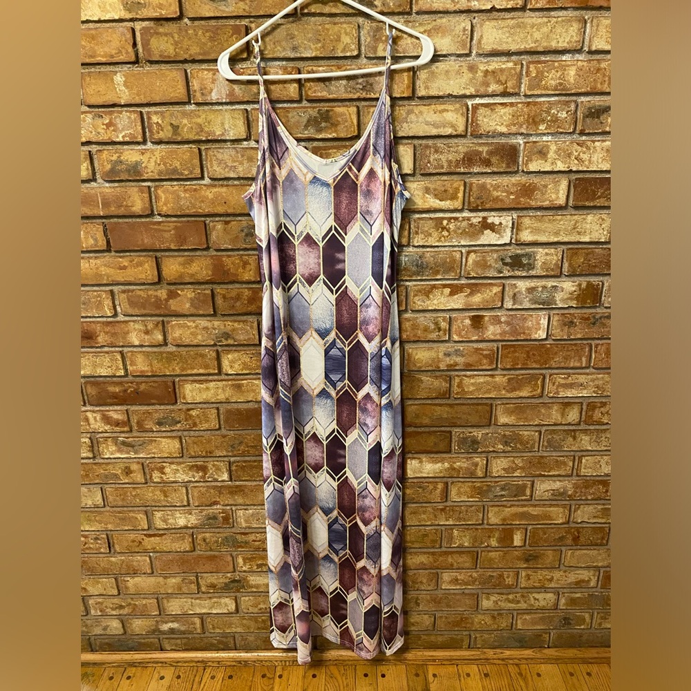 Geometric Print Maxi Dress in Purple and Cream - Picture 1 of 3